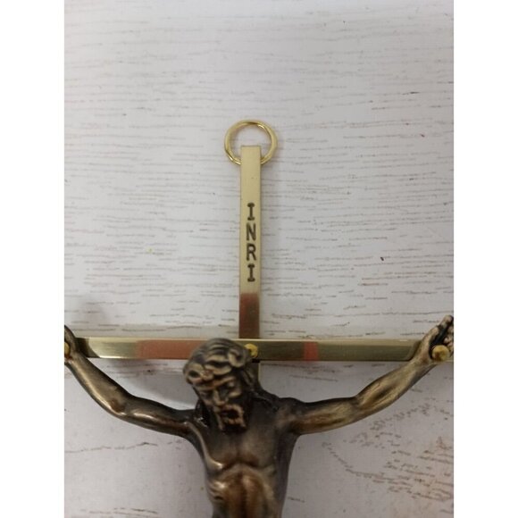 VTG Brass Metal Inri Crucifix Cross w/ Jesus Christ Religious Wall Hanging Decor - Picture 4 of 7